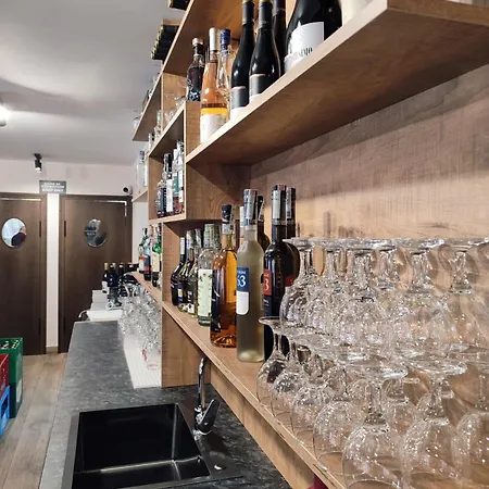 酒店 Alen Mak 2*