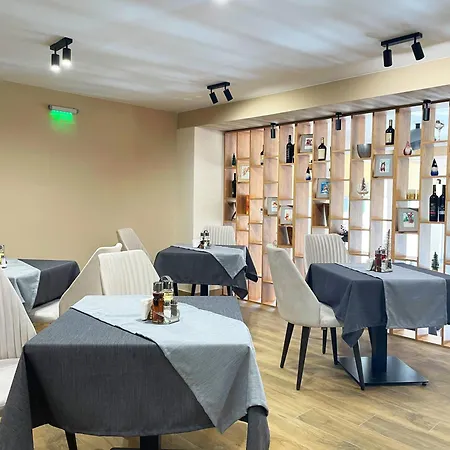 酒店 Alen Mak 戈韦达尔齐